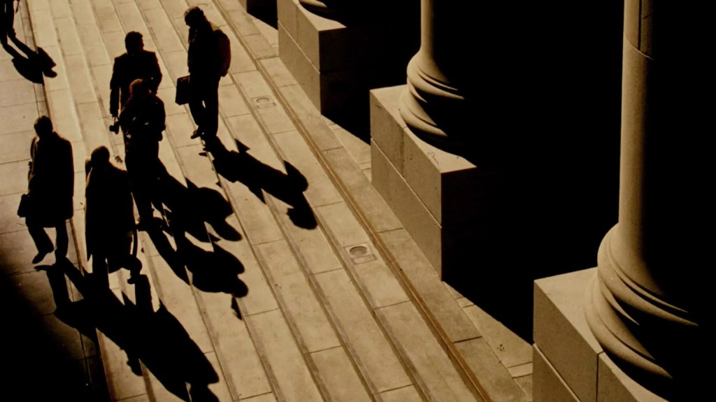 What Is Shadow Banking and Why It Matters in Today’s Financial&nbsp;World